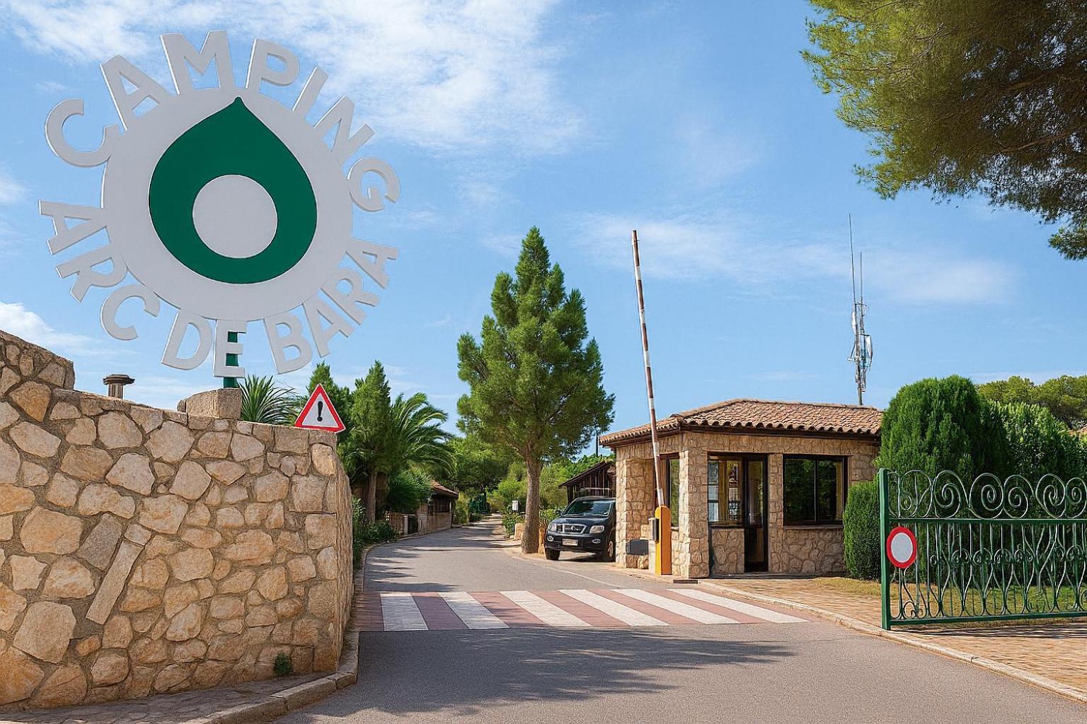 Arc De Bara & Camping